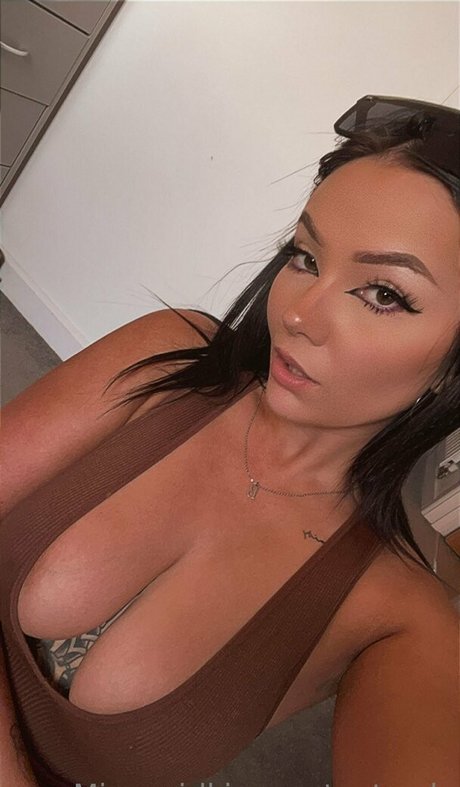 Mirrorgirlkim model beautiful photo