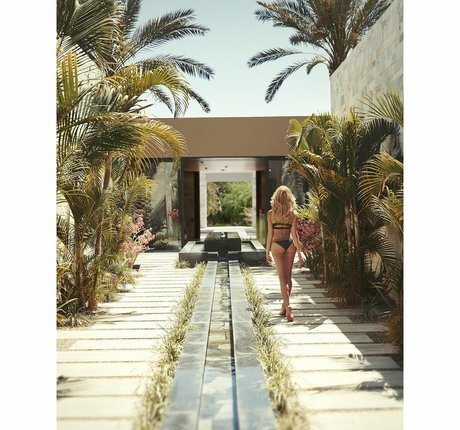 Katherine McNamara model pornographic pictures