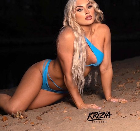 Tiffany Stratton model porn image