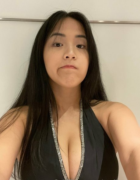 andiipoops nude actress gallery