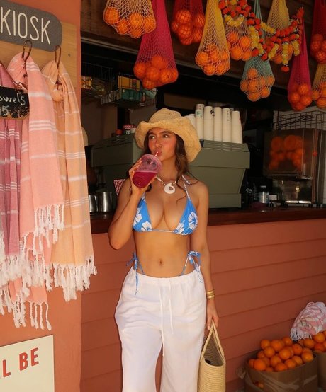 Ella Cervetto hd pornstar images