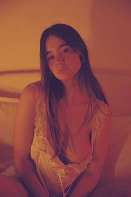 Ella Cervetto free model galleries