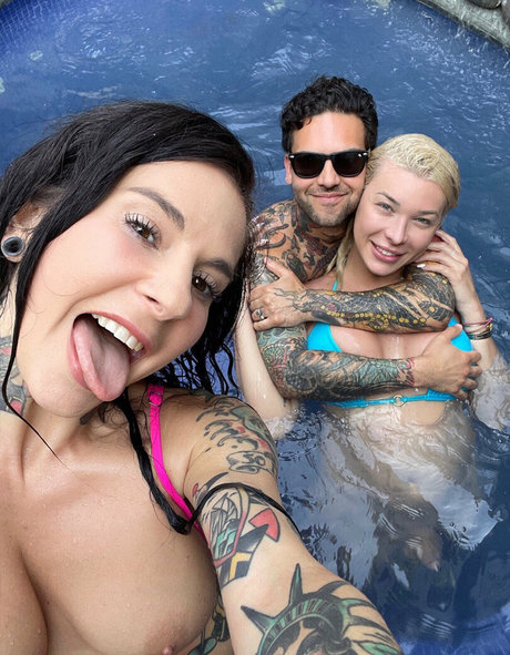 Joanna Angel naked actress pic