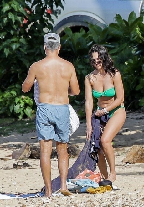 Jessica Alba model picture