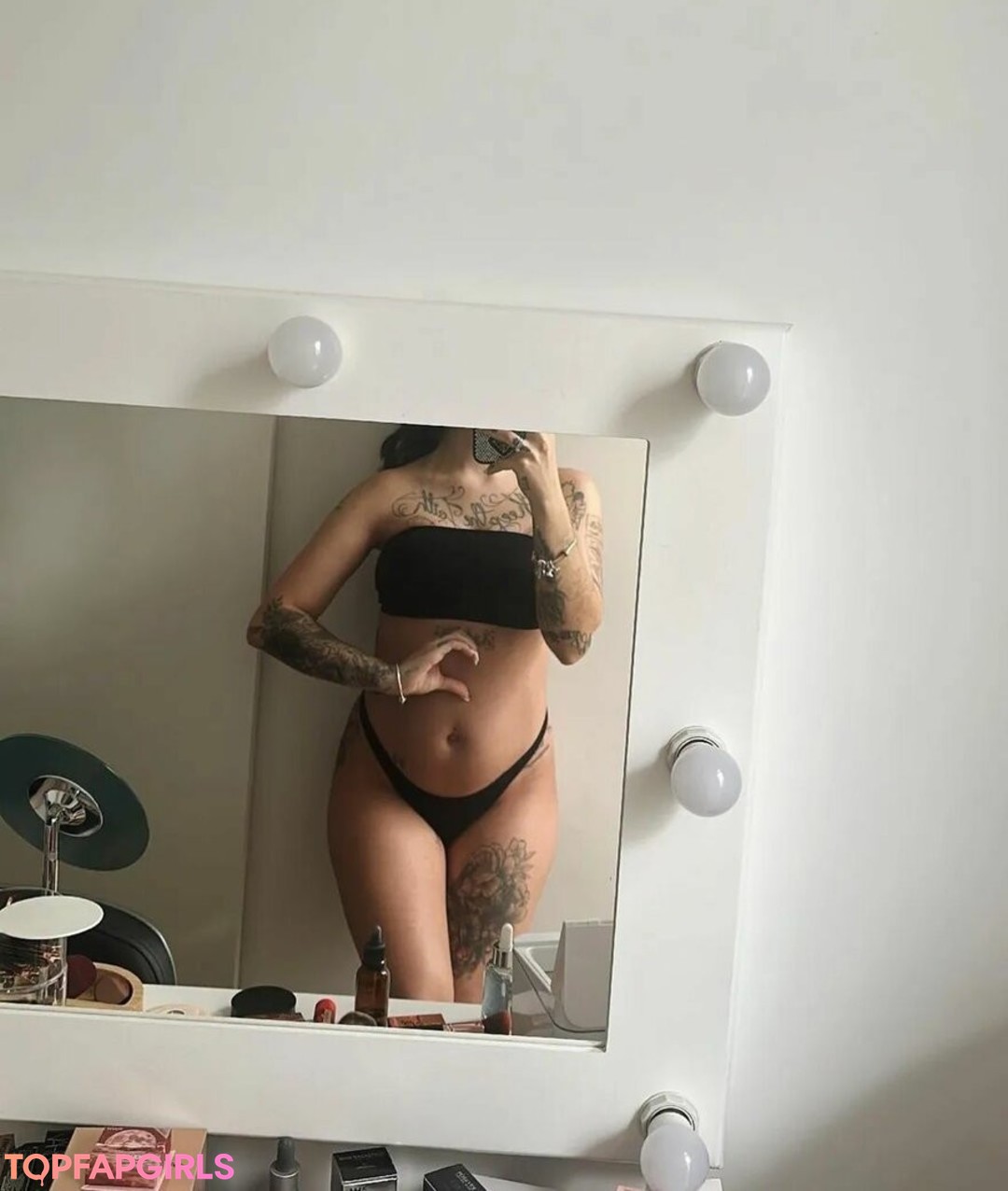 MC Mirella model nice pictures