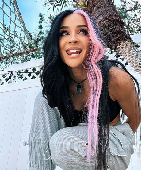 black female onlyfans pornos img