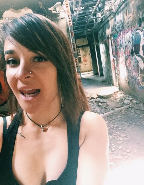 Dakota Kai pornstar photos