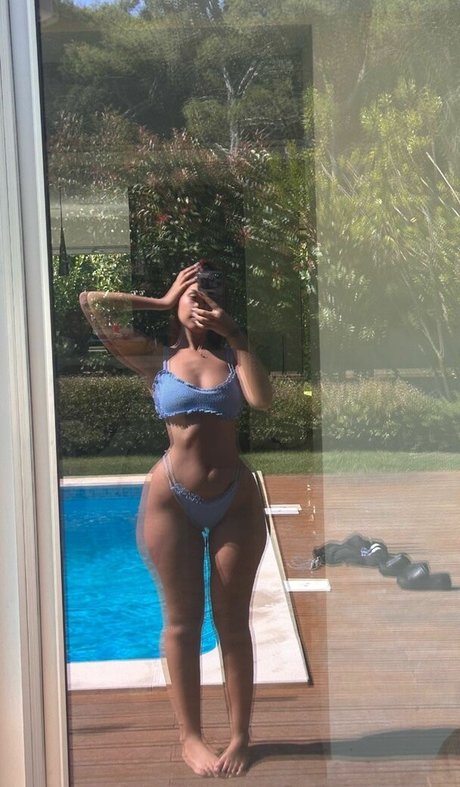 laurgmzz perfect pornstar img