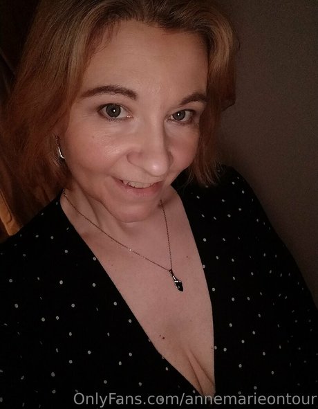 annemarieontour nice actress pics