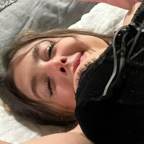 natalieslittlesecret pornstar top images