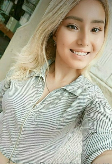 busty redhead teen onlyfans adult image