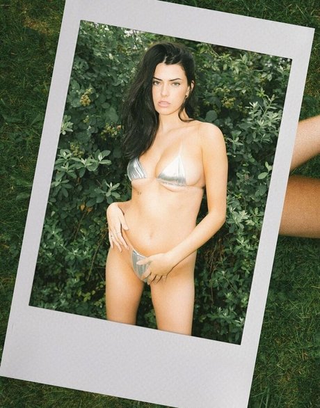 Olivia Forsbrook nude pornstar pics