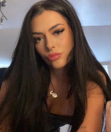 Olivia Forsbrook star porn galleries