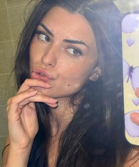 Olivia Forsbrook model perfect pics