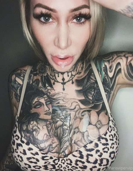 parisvipervip erotic model photo