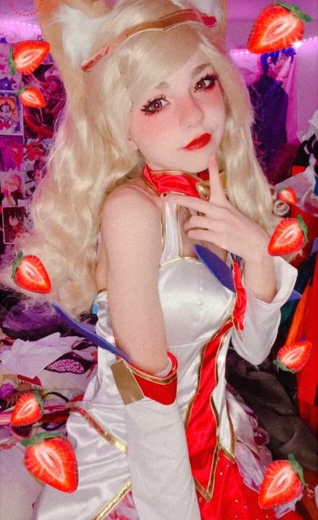 Stardustcos model perfect pictures