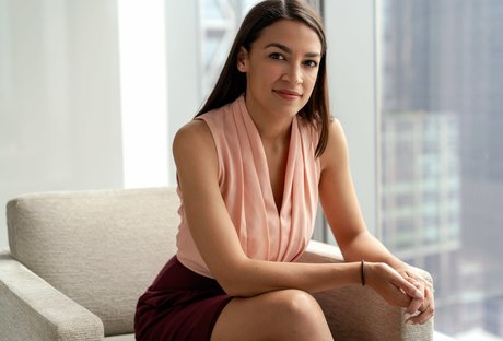 Alexandria Ocasio Cortez porn model img