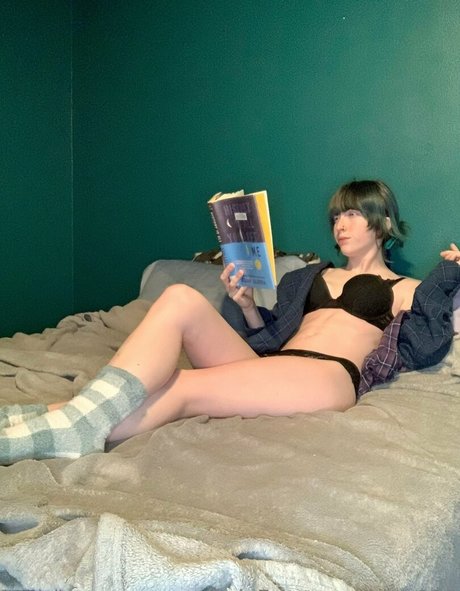 bluu929 model xxx img