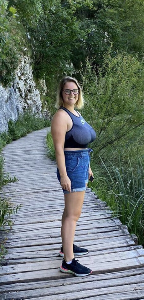 milf onlyfans art naked photos