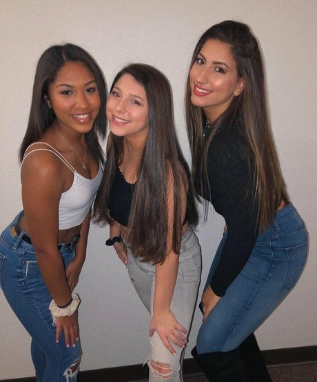 Julia Olivia sex star photos