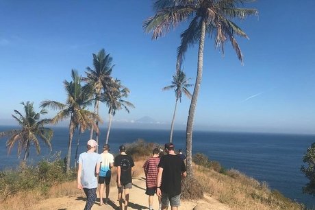 Alanna Pow star top pic