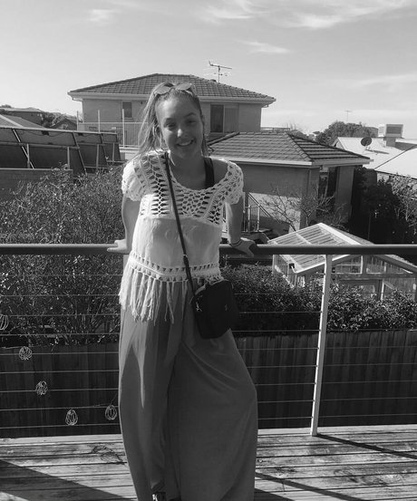 Alanna Pow art model img