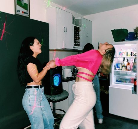 Alanna Pow nice model photos