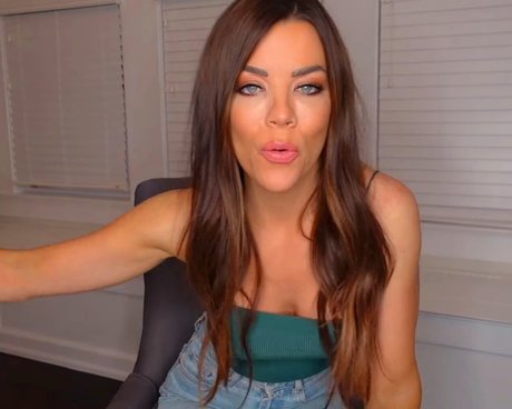 Jackie Redmond star erotic img