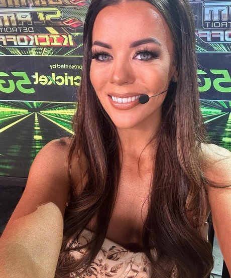 milf deepthroat onlyfans pornographic pics