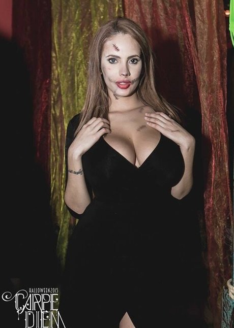 mother daughter onlyfans pretty pic