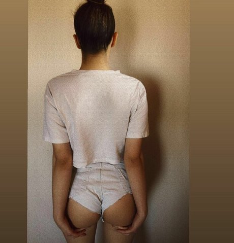 suzizvonar pornstar nudes photos