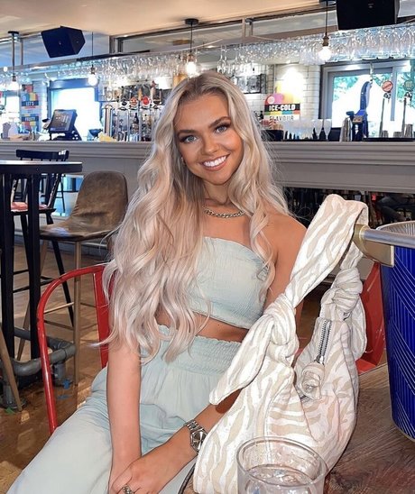 Bethany Fraser star beautiful images