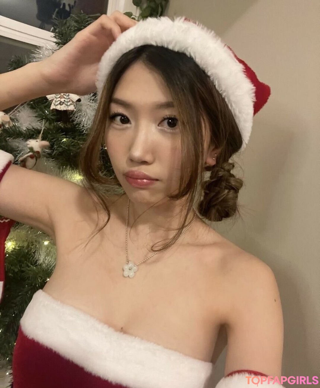 clararline free model images