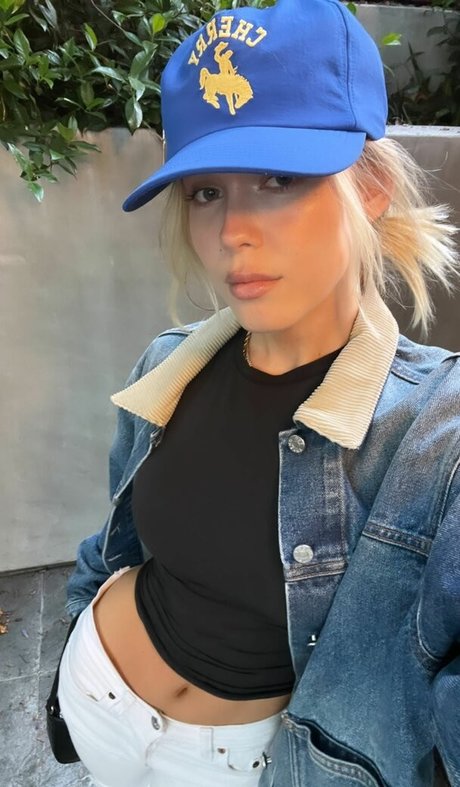 Faith Schroder nice star photos