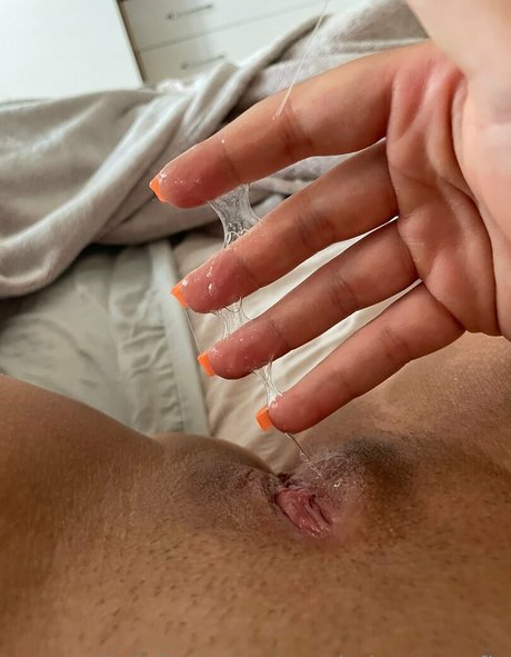 peachybooty sofia exclusive model photos