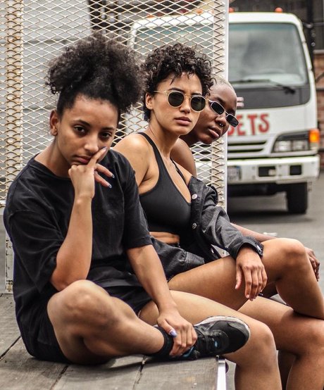 Andy Allo nude model photos