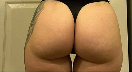 Shelby Dueitt perfect star photo