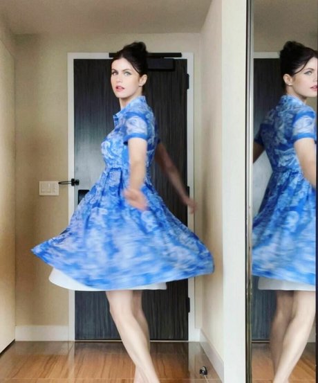 dripping wet pussy onlyfans hot naked img