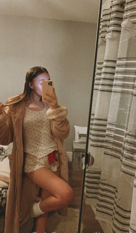 livyyjade free model pics