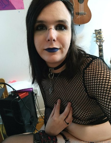 moms onlyfans hot nude pic