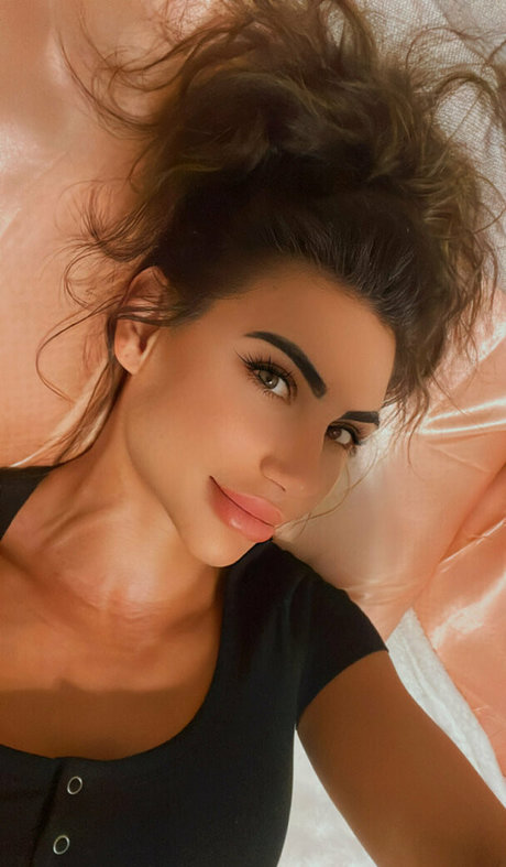 ashleynicole444 hot model pics