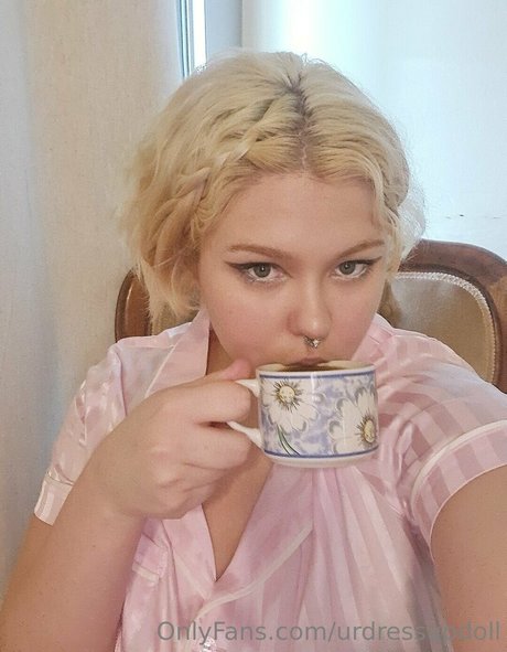 dramatic dumpster free model best galleries