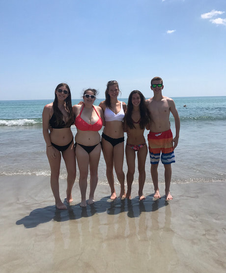 Hannah F top star img