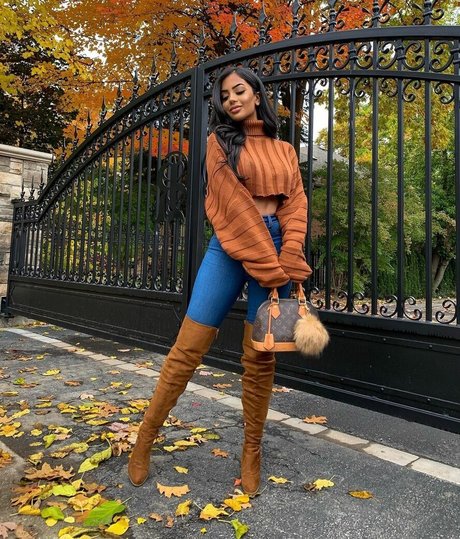 Aneeqa Farid pornstar naked pics