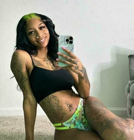 trapsweetyy model perfect gallery