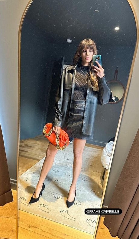 Nina Dobrev model pornographic pics