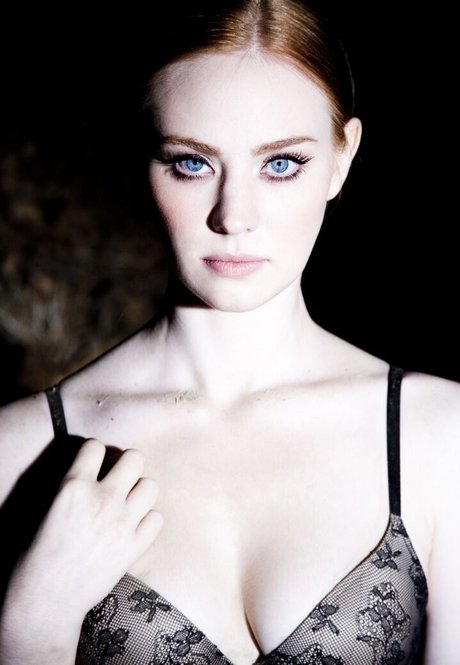 Deborah Ann Woll star pornographic images