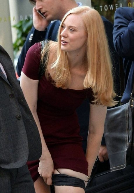 Deborah Ann Woll xxx pornstar img