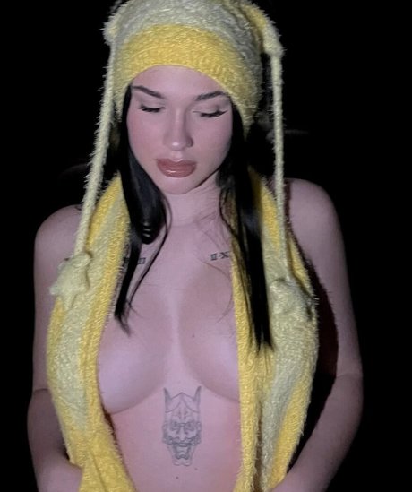 Symone Ryley star art archive