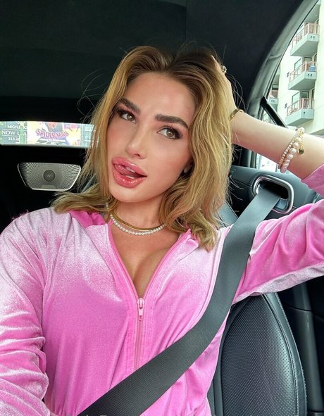 misskenziannefree sexy star picture